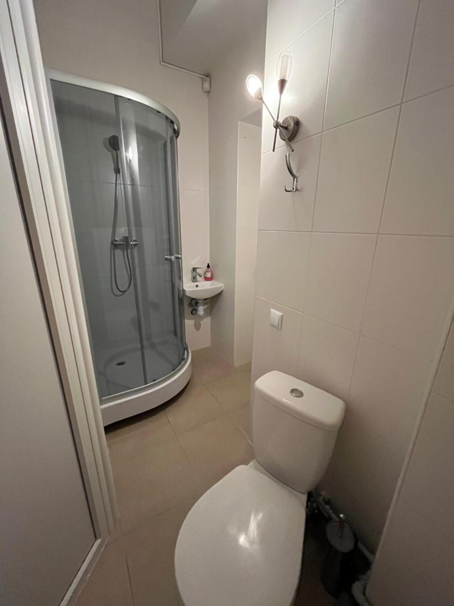 Центрум Апартаментс Lviv Buitenkant foto