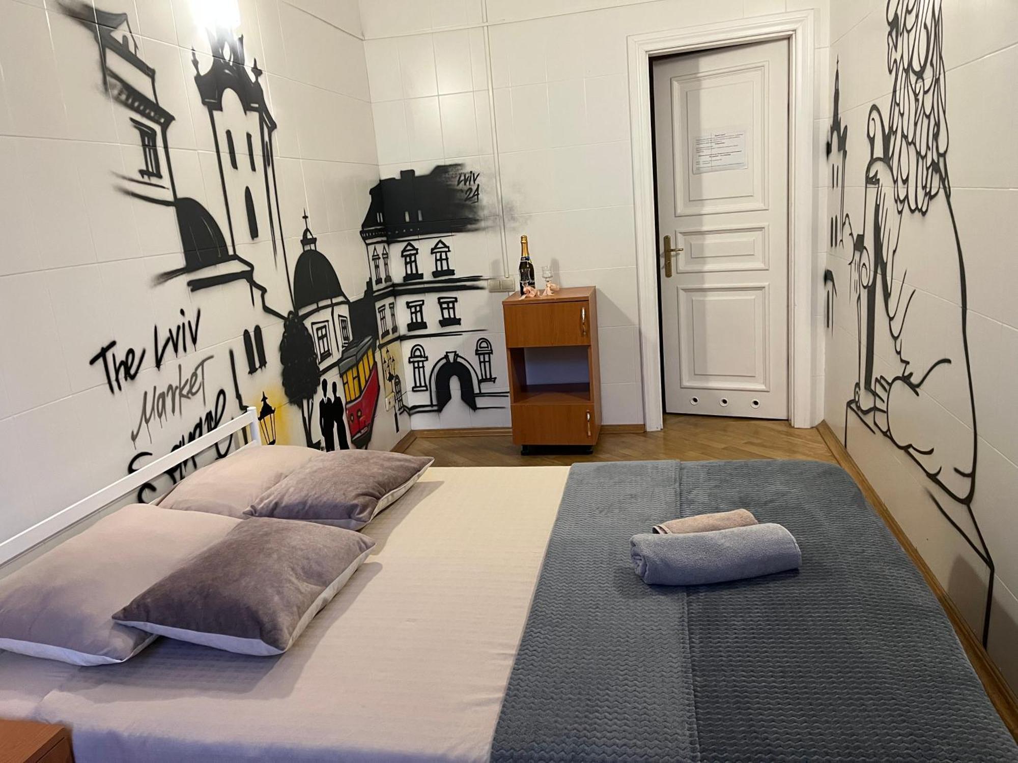 Центрум Апартаментс Lviv Buitenkant foto