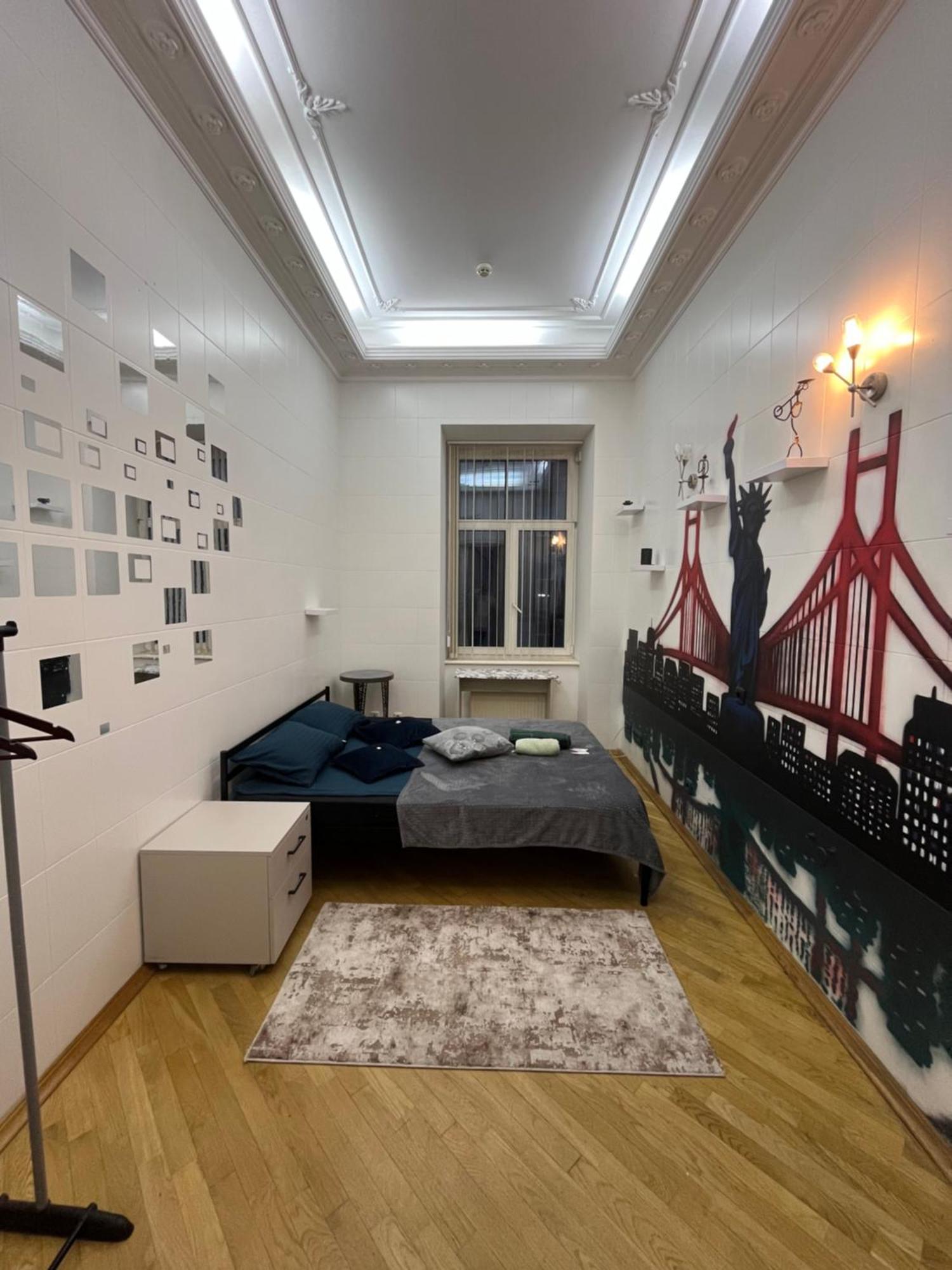 Центрум Апартаментс Lviv Buitenkant foto